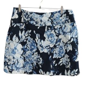 S.C. & Co. Navy Blue Floral Skort Size XXL